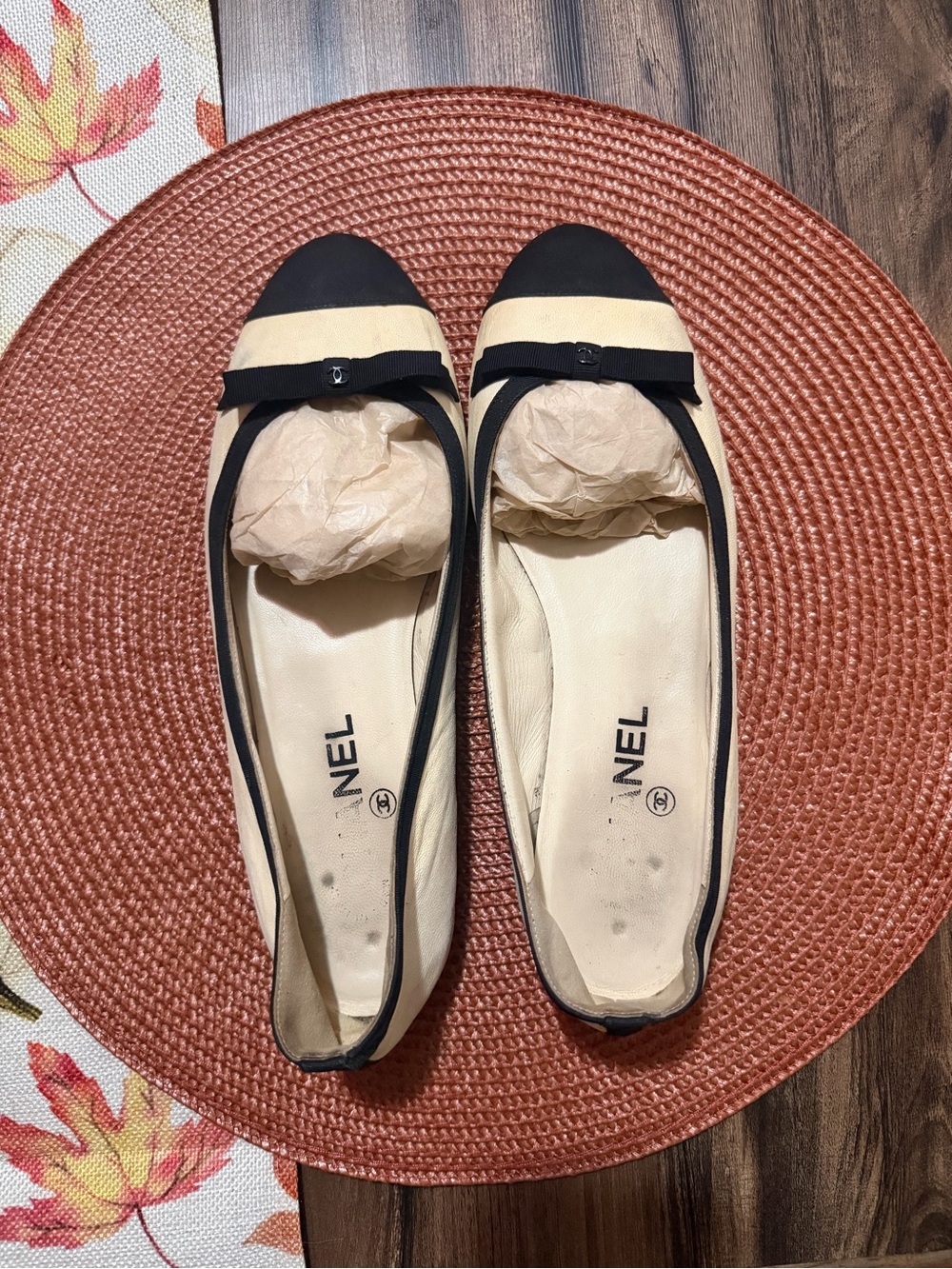 AUTHENTIC Vintage Chanel Black and Cream Ballet Flats